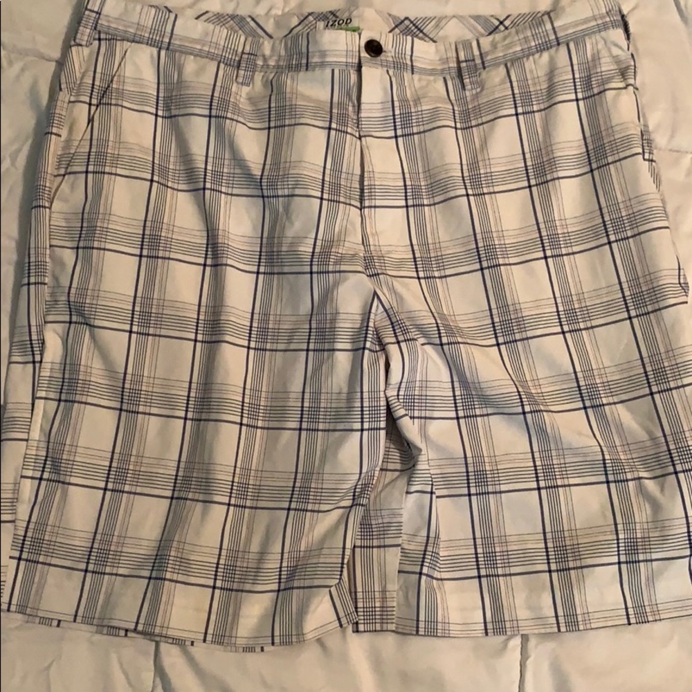 Izod Golf Performance Shorts size 40
